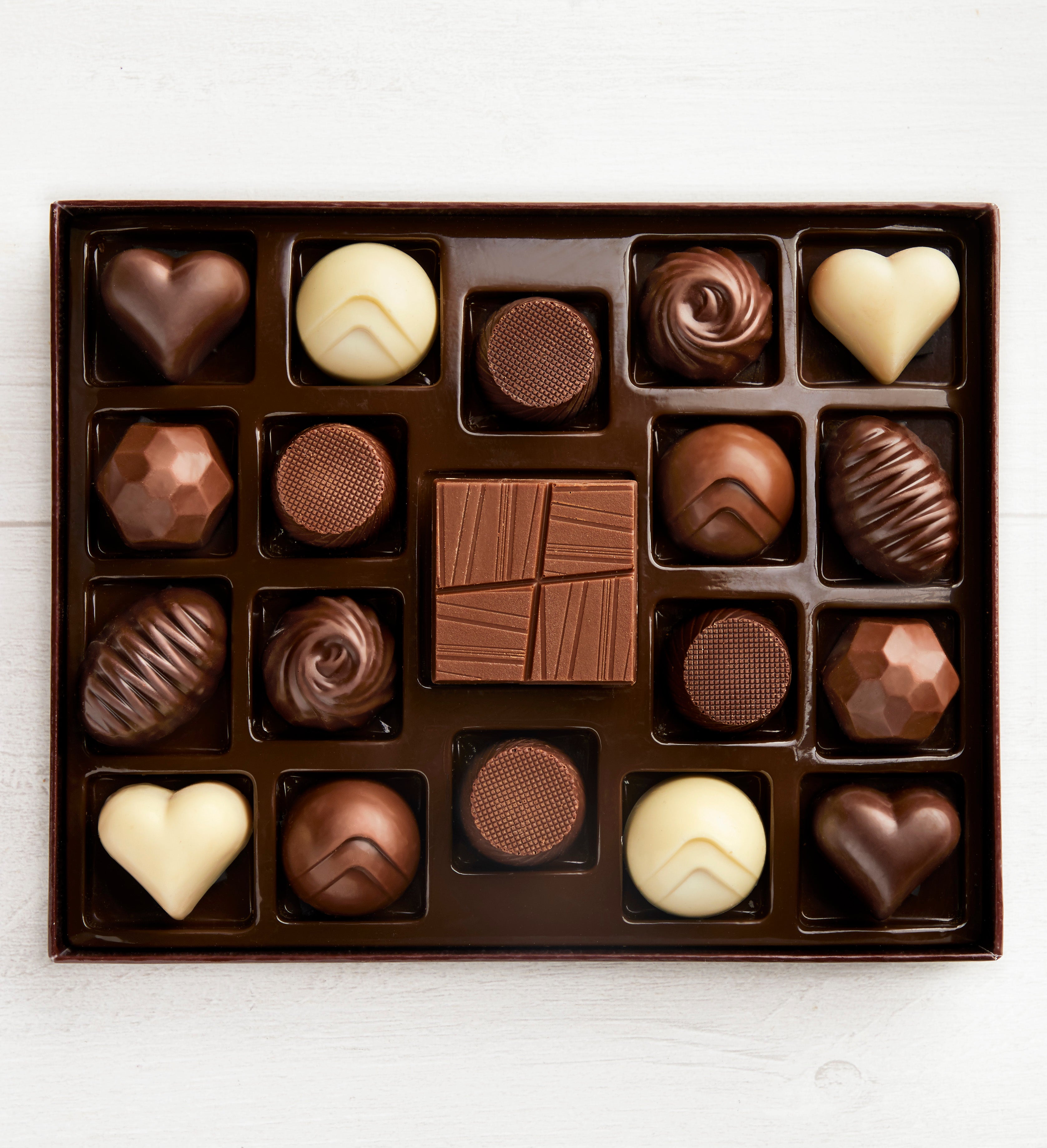 Hearts Design 19pc Chocolate Box